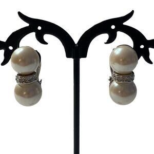 Vintage Kenneth Jay Lane Double Faux Pearl Silver Tone Clip On Earrings Elegant